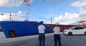Carenze nella sicurezza, fermata nave portoghese al porto di Palermo