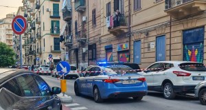 Incidente in via Mortillaro, turisti californiani con neonato aggrediti da un palermitano