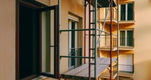 Ladri acrobati in via Ariosto, due fratelli arrestati dopo il colpo nello studio medico