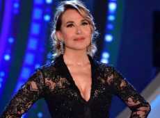 20 anni a Mediaset, poi la porta in faccia: ora Barbara D’Urso fa causa
