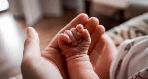 Un figlio nel 2026? Ci sono 1.000 euro che puoi richiedere all’INPS