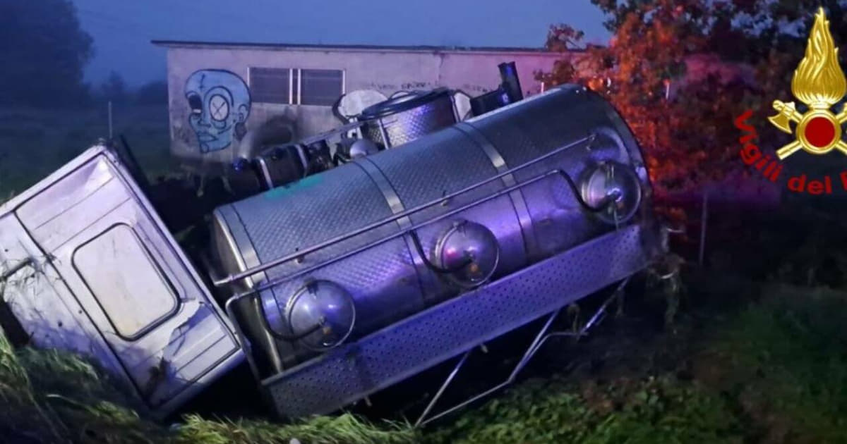 Scontro autocarro e auto a Modena, 3 morti e un ferito grave
