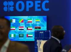 Emirati Arabi fuori dall’OPEC dal 1° maggio: cosa cambia per benzina e diesel in Italia