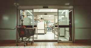 Supermercati aperti il 1° maggio 2026: chi chiude e chi apre domani