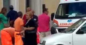 Donna cade per una buca in strada, Comune condannato a pagare 800 mila euro