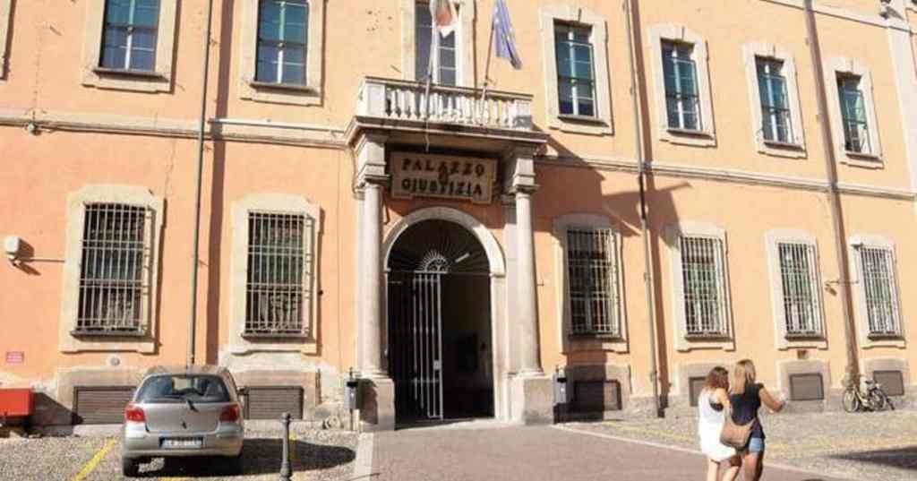 Procura di Pavia