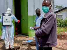 Ebola fuori controllo in Congo: funerali vietati e allarme globale dell’OMS