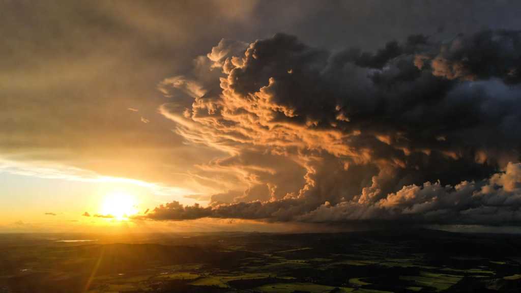 Sole e temporali