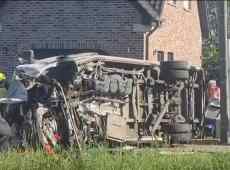 Belgio, scuolabus investito da un treno: quattro morti, tra cui due adolescenti