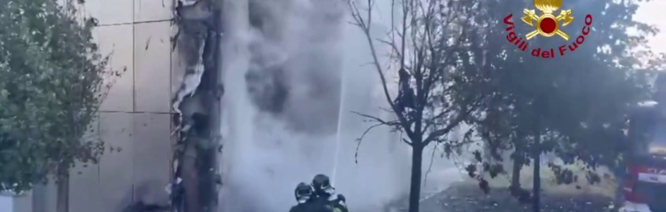 Napoli, incendio all’Ospedale del Mare