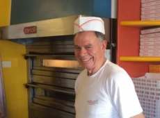 Pizzaiolo siciliano ucciso a coltellate nel suo locale, arrestato l’assassino