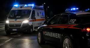 Scooter senza assicurazione e senza patente: la fuga dai Carabinieri costa la vita a un uomo