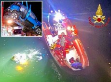Auto precipita in acqua dopo un frontale: morto 37enne. Arrestato il conducente ubriaco