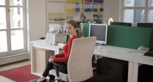 Come trasformare il tuo angolo di lavoro: stile, comfort e la sedia da ufficio giusta per ogni spazio 