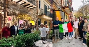 Faraone a cena nella pizzeria danneggiata dal racket, Varchi porta la bandiera italiana: “Lo Stato c’è”