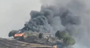 Incendio a Castronovo di Sicilia, le fiamme raggiungono le abitazioni del paese