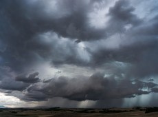 Dopo la canicola ecco il maltempo: nubifragi, vento forte e grandine su mezza Italia