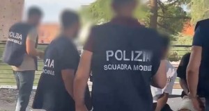 Maxi operazione della polizia di contrasto alla criminalità giovanile in 44 province italiane, anche a Palermo e a Catania
