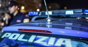Chiedono l’ora e poi minacciano con il coltello: due arresti a Catania