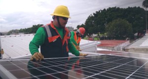 Transizione ecologica, gli italiani scelgono le rinnovabili