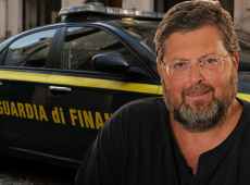 Mario Adinolfi agli arresti domiciliari: contestata truffa da 4,7 milioni di euro
