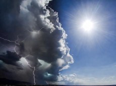 Maltempo verso Sicilia e Calabria, poi torna il caldo africano: weekend fino a 34 gradi