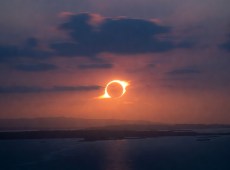 Eclissi solare del 12 agosto: gli orari e perché servono gli occhiali