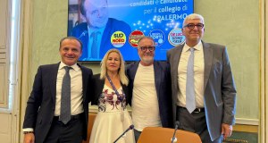 Verso le elezioni 2027, cateno de Luca ufficializza i tre “nuovi pionieri” con Totò Lentini e guarda a Roma