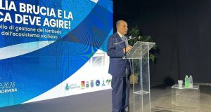 Incendi, siccità, cambiamenti climatici, Schifani a Taormina dice sì al fondo di rotazione: “Regione in prima linea”