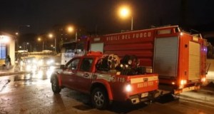 Forte temporale a Palermo, auto impantanate e alberi caduti sulle auto parcheggiate