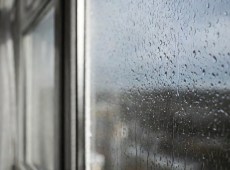 Meteo, l’anticiclone inizia a cedere: prime piogge, ma l’autunno deve ancora aspettare
