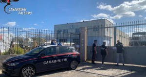 Carabinieri sequestrano area di rimessaggio a Balestrate, denunciato titolare