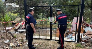 Realizza discarica e dà fuoco ai rifiuti nella Madonie, denunciata una donna
