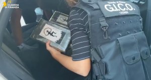 Sequestro al casello di San Gregorio, arrestato un uomo con 22 chili di cocaina