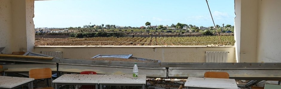 Scuola devastata e inagibile e danni milionari, il sopralluogo di Schifani e Turano a Marsala e Petrosino: “Le risorse non mancheranno”
