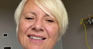 Antonella Elia ricoverata al Gemelli, oggi l’intervento: «Per un anno e mezzo non ho più fatto i marcatori tumorali»