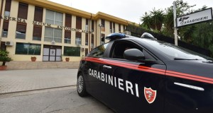 Fermati a bordo di ciclomotori rubati e senza patente, raffica di multe a Termini