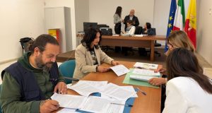 La Regione promuove 832 dipendenti, firmate le progressioni, Schifani: “Giusto riconoscimento”
