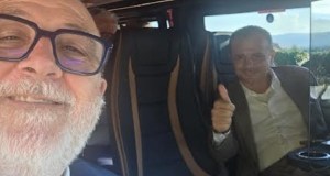 Nasce Sindaci d’Italia, la sponda civica del Centrodestra e De Luca sale sul pullman