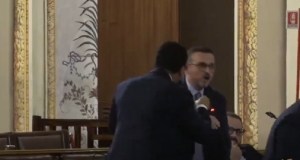 Fondi Aerca, all’Ars Spada contro Carta: scontro quasi fisico ma la vera partita è per le Regionali